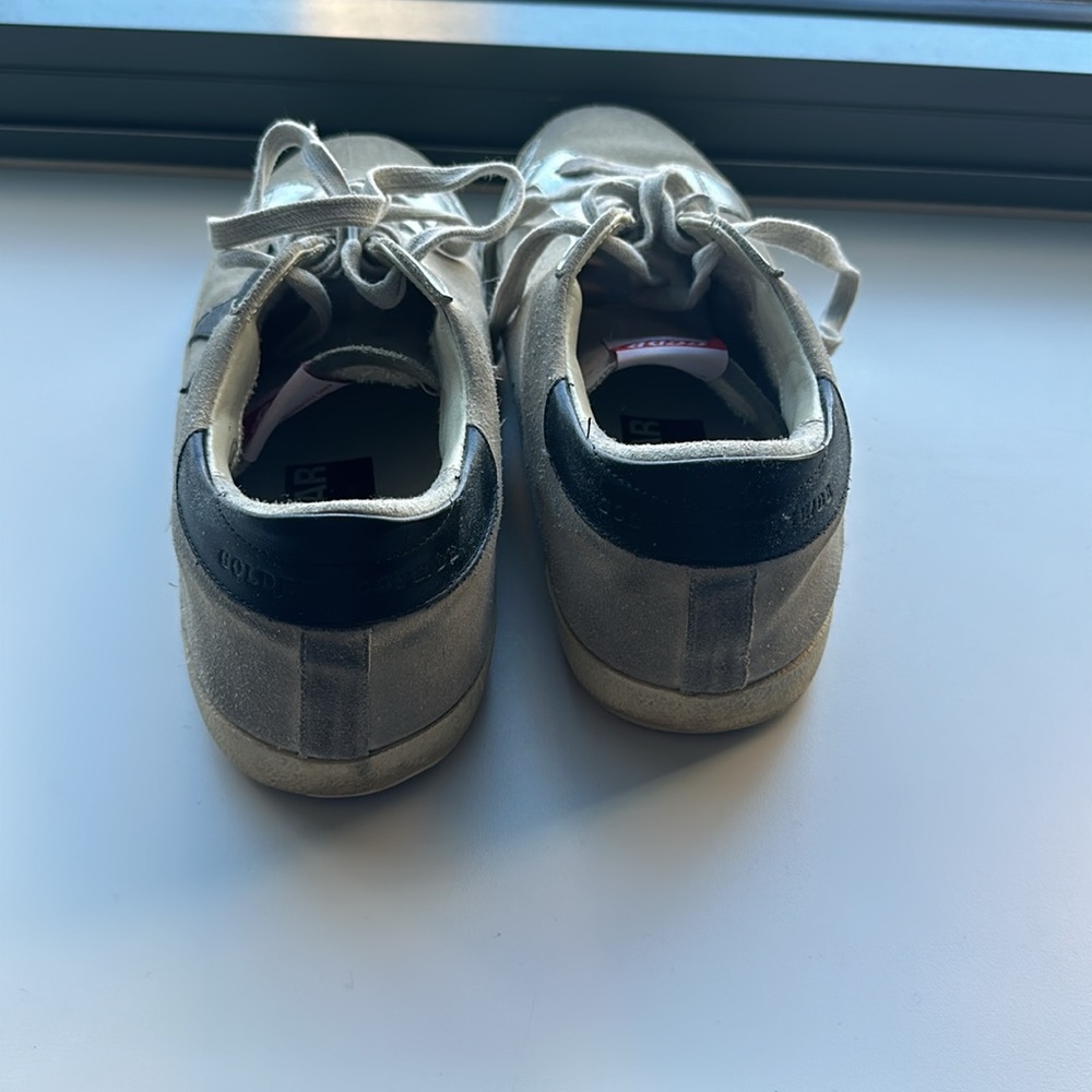 Golden Goose Sneakers - Picture 2 of 8